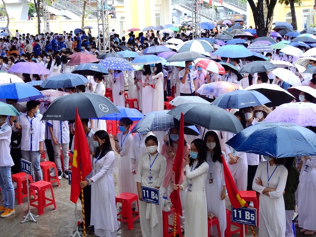 Muôn kiểu khai giảng năm học mới trong Covid-19