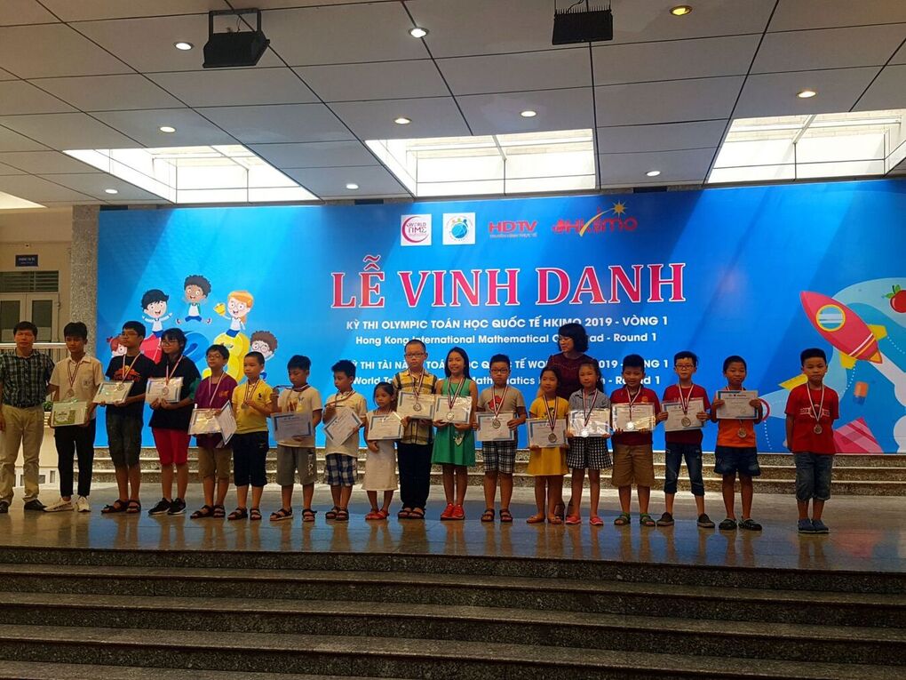THÀNH TÍCH CỦA HỌC SINH TRƯỜNG KIM ĐỒNG TRONG CUỘC THI TOÁN HỌC QUỐC TẾ HKIMO VÀ WORLD TIME