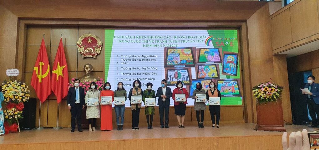 Học sinh Tiểu học Kim Đồng đạt nhiều giải trong cuộc thi “Vẽ tranh tuyên truyền tiết kiệm điện” năm 2021