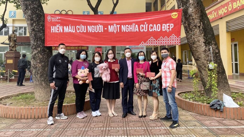 Những nghĩa cử cao đẹp