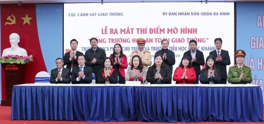 Trường Tiểu học Kim Đồng quyết tâm thực hiện tốt “Cổng trường an toàn giao thông”