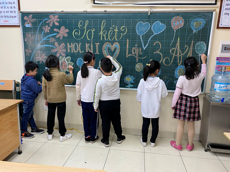 Lễ sơ kết học kì I năm học 2020 - 2021 của học sinh lớp 3A1 trường Tiểu học Kim Đồng