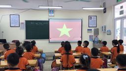 Tiết sinh hoạt dưới cờ đầy bổ ích của Liên Đội trường Tiểu học Kim Đồng