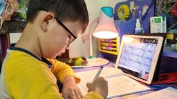 Lớp học đặc biệt của cô và trò lớp 1A7 giữa mùa dịch COVID-19