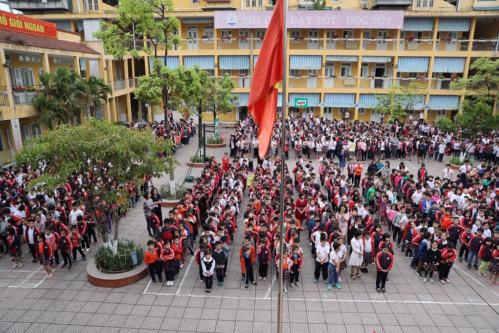 ẤN TƯỢNG TIẾT CHÀO CỜ ĐẦU XUÂN