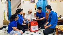 Thắp lửa tri ân – Sáng tinh thần tuổi trẻ “Uống nước nhớ nguồn”