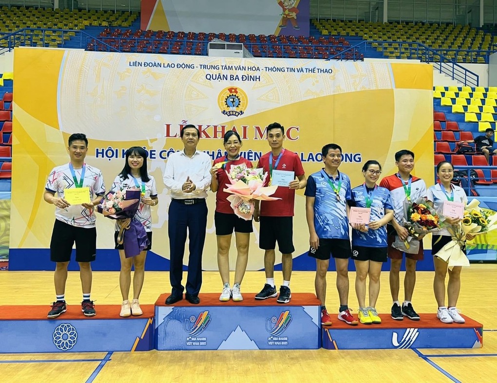 Công đoàn viên trường Tiểu học Kim Đồng đạt giải cao tại “Hội khỏe công nhân viên chức lao động Quận Ba Đình năm 2022”