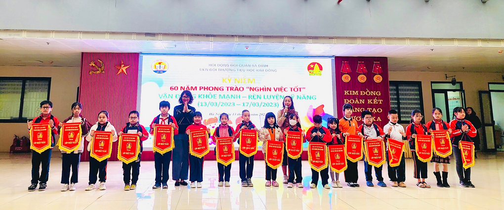 Chào mừng 60 năm phong trào “Nghìn việc tốt”. Chủ đề: Vận động khỏe mạnh – Rèn luyện kĩ năng