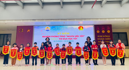 Liên đội trường tiểu học Kim Đồng kỉ niệm 60 năm phong trào “Nghìn việc tốt”