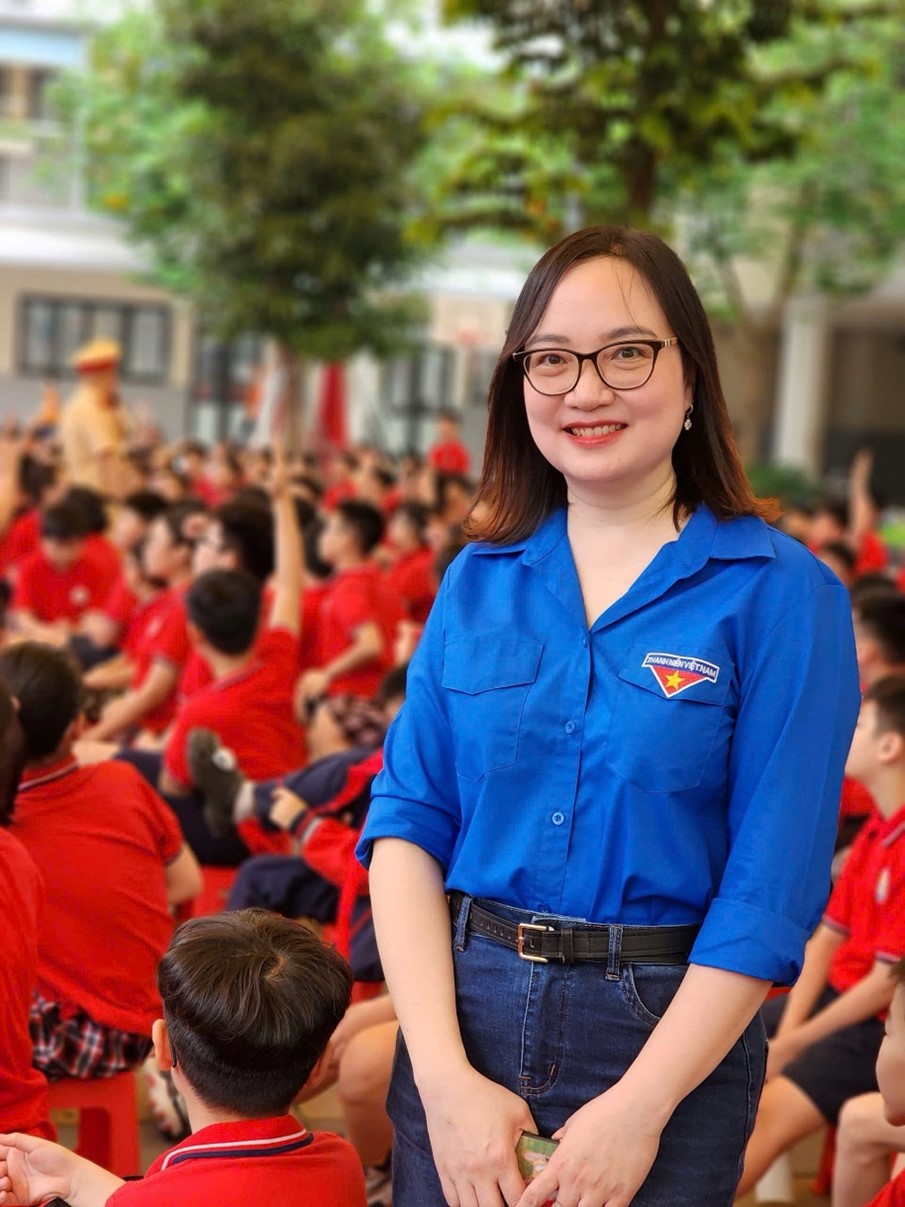 Cô giáo Nguyễn Thúy Nga - một trái tim yêu thương và giàu lòng nhân ái