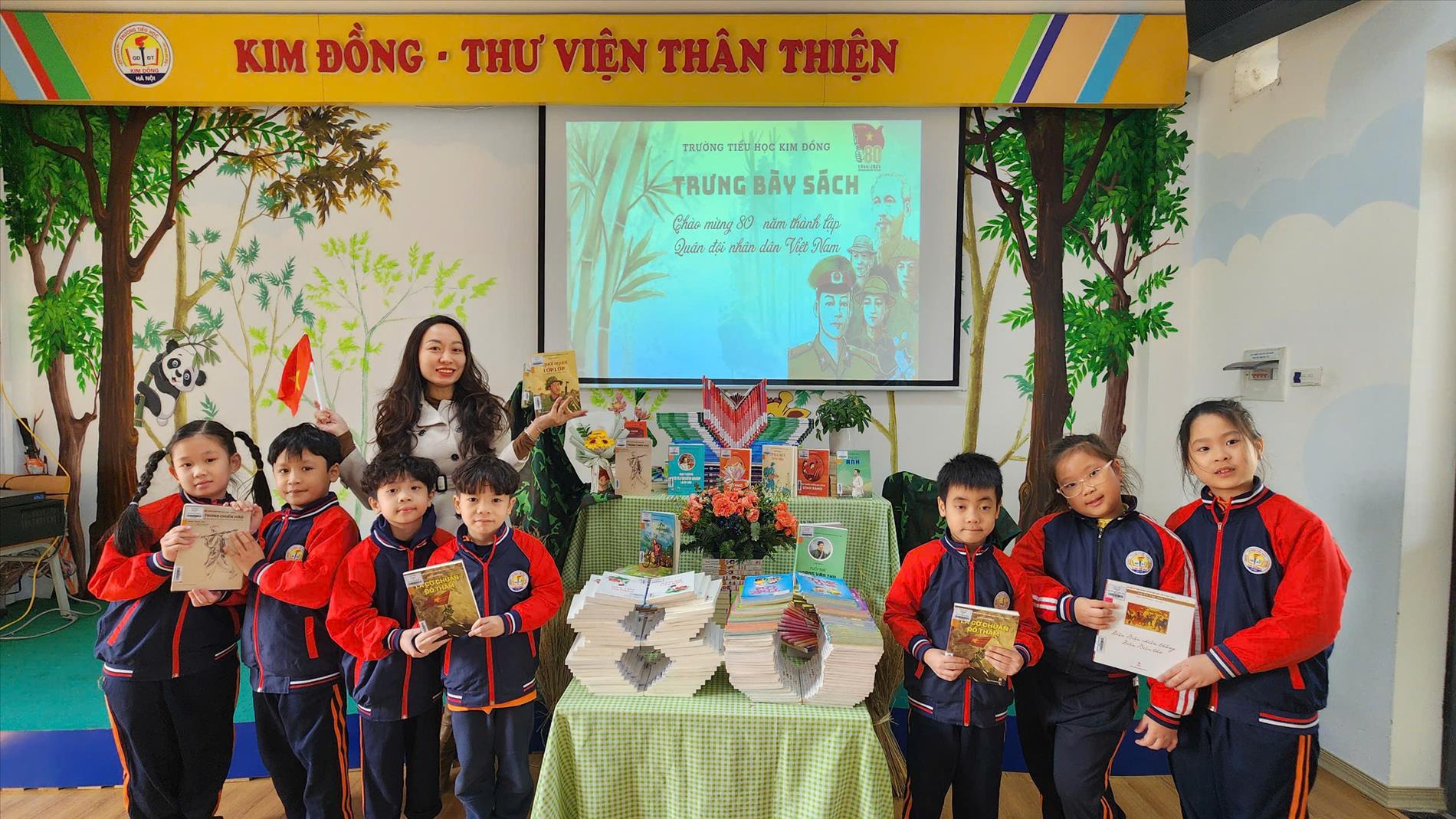 Học sinh tiểu học chia sẻ về việc học thêm và sử dụng mạng xã hội