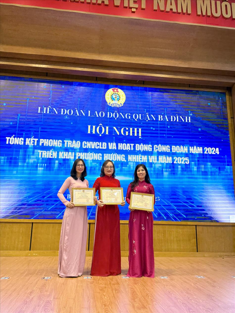 Người ươm mầm xanh