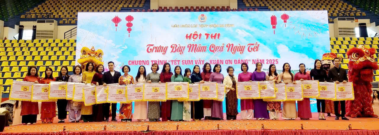 Mang Tết sớm đến với Đoàn viên, người lao động quận Ba Đình