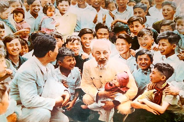 Tấm lòng của Bác Hồ dành cho các thầy cô giáo