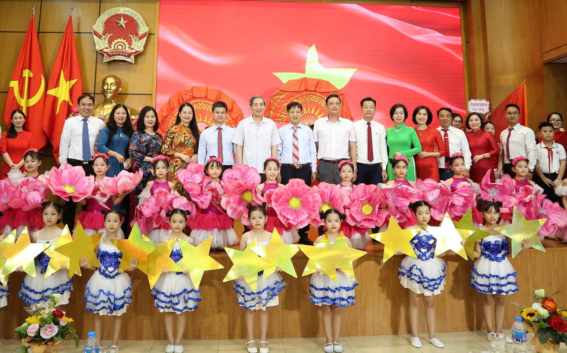 Hoạt động nổi bật của thầy và trò trường Tiểu học Kim Đồng