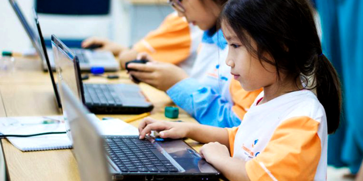 Vinh danh top 10 thí sinh xuất sắc nhất vòng tuyển chọn cấp trường Cuộc thi tài năng Tin học trẻ Quốc tế - Thành phố Hà Nội Năm học 2024-2025