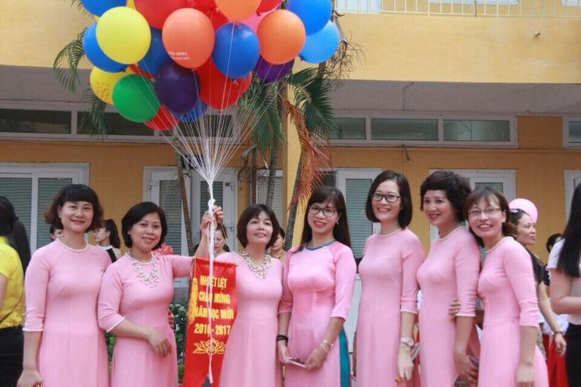 C:\Users\thi\Desktop\ng tot viec tot\14183878_599563410217204_2197033653049775767_n.jpg