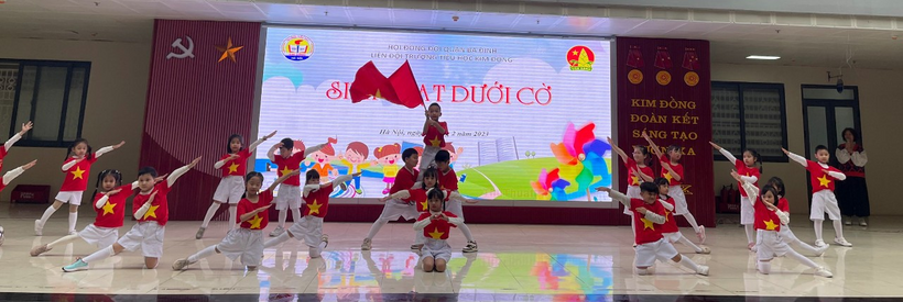 F:\Thoa\Tieu hoc kim dong 1A5\Sinh hoat duoi co\5.jpg