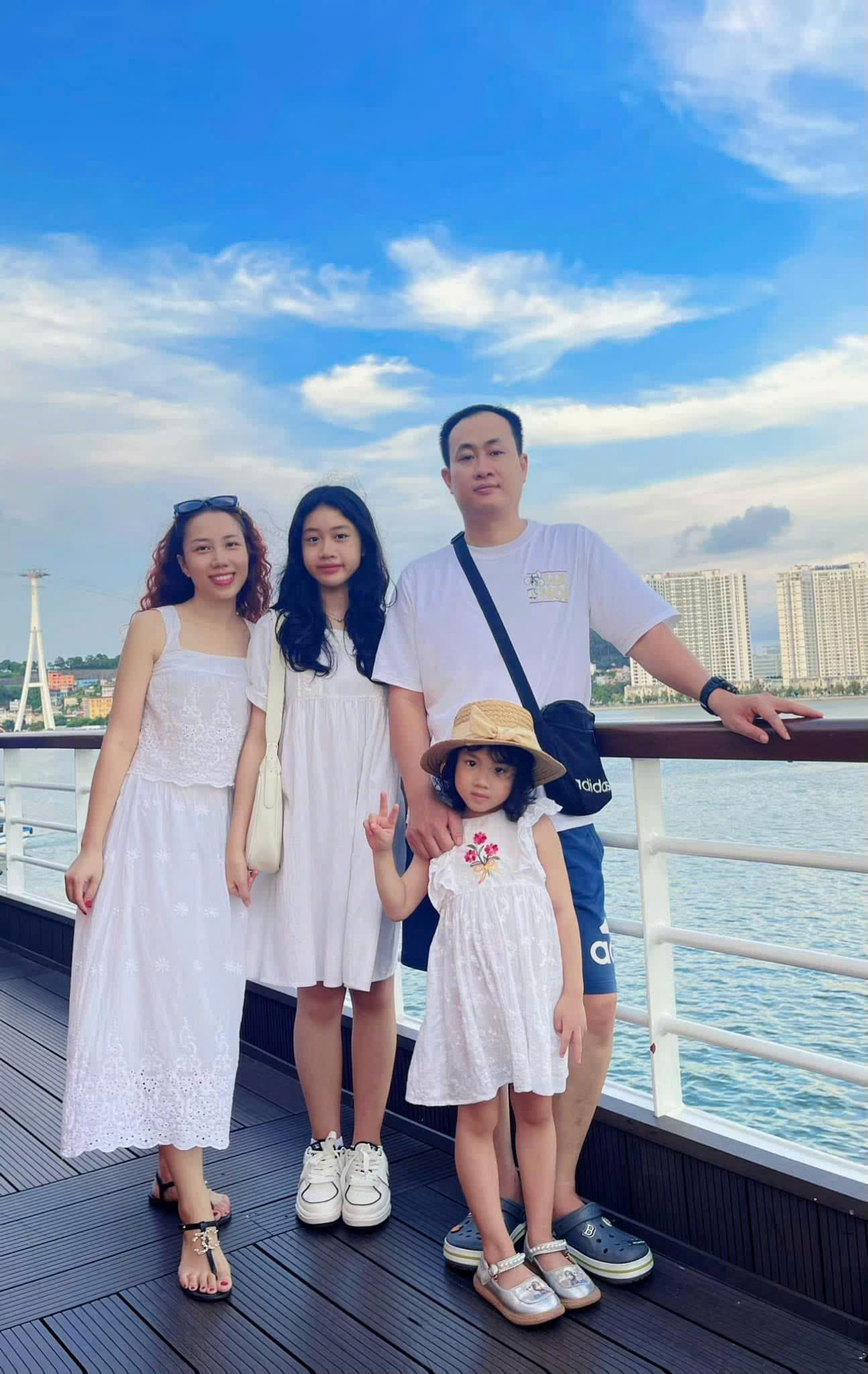 C:\Users\Admin\Desktop\GIA ĐÌNH.jpg