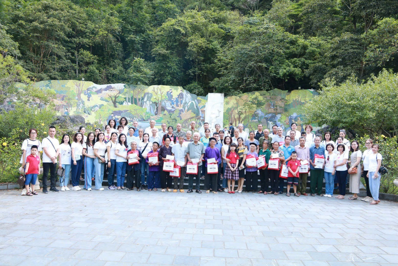 C:\Users\Admin\Desktop\THIỆN NGUYỆN.jpg