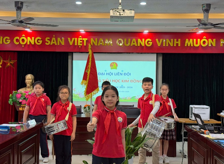 C:\Users\User-1\Desktop\Ảnh ĐHLĐ 2526\z7159034797332_36205bc4e8f280e5e263a2b43be56234.jpg