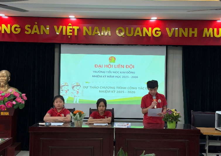 C:\Users\User-1\Desktop\Ảnh ĐHLĐ 2526\z7159034762568_0e5a7a0fe8f8382df70cc6b2dc08d100.jpg