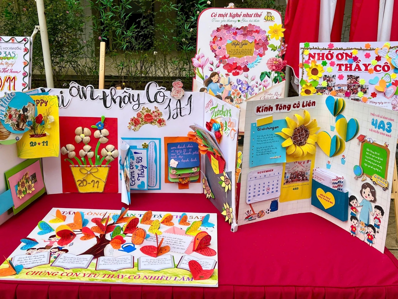 A display of cards and posters

AI-generated content may be incorrect.