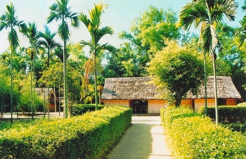 Thời thơ ấu của Bác Hồ qua lời kể của Giáo sư Hoàng Chí Bảo