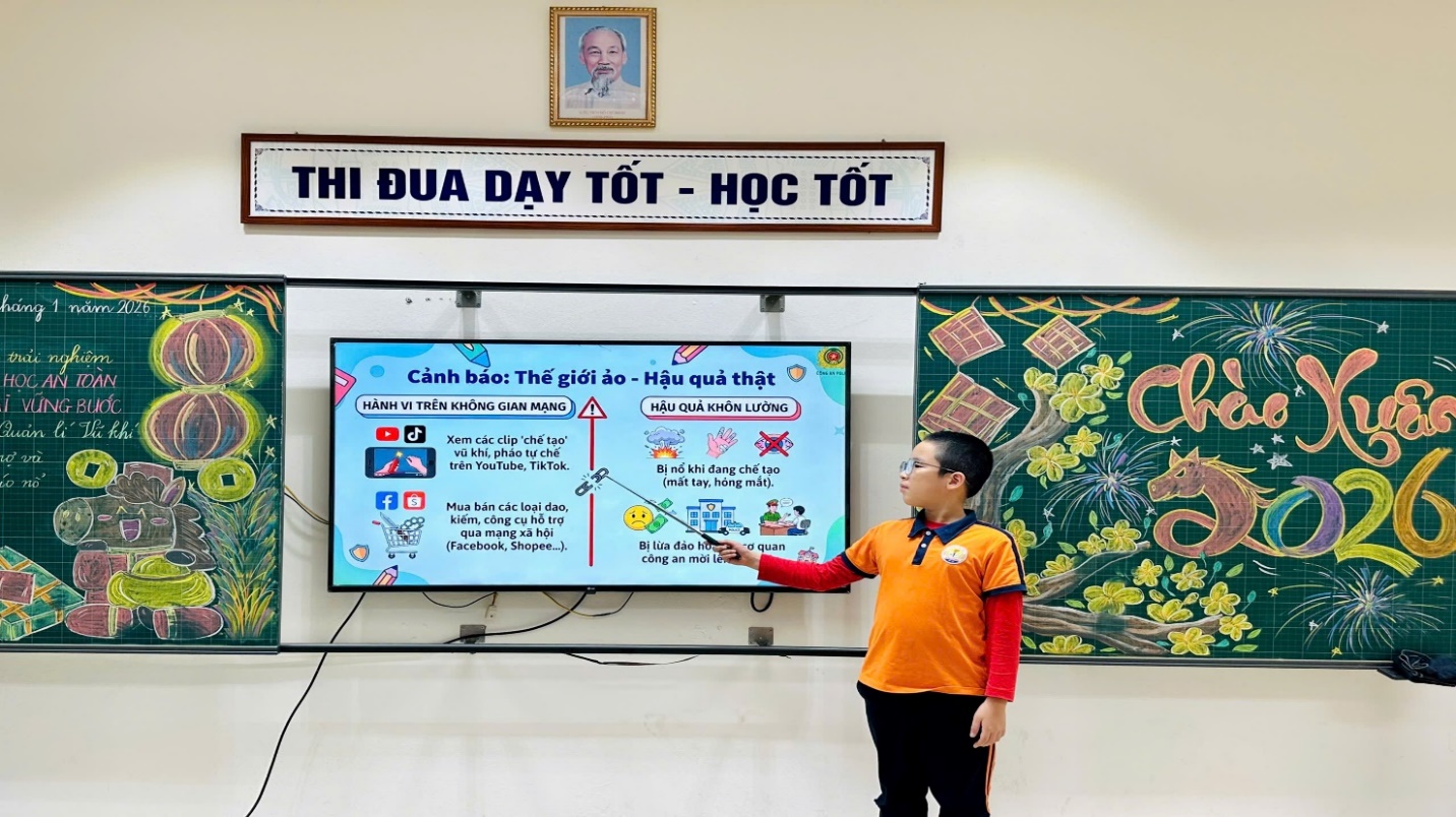 C:\Users\User-1\Desktop\hôm nay\z7453241018865_9c8ced1967af518a2b54ad5cfbe8cb5d.jpg